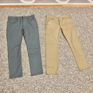 2 Pairs of Skinny Fit Signature Levi Strauss Pants
